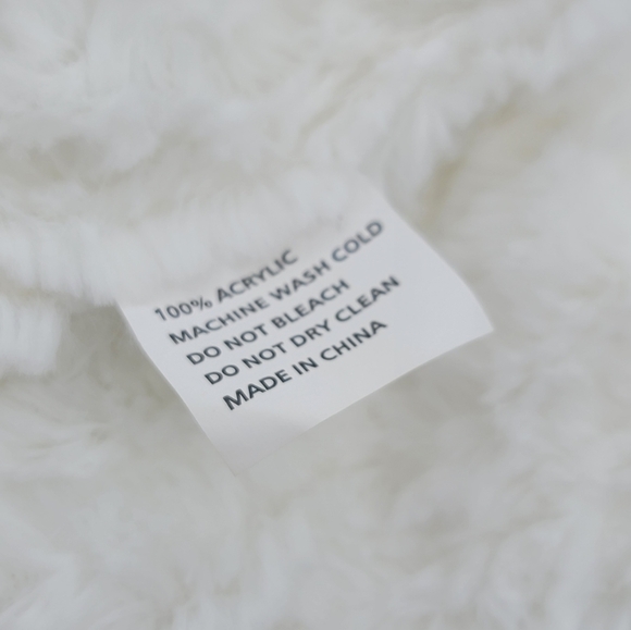 White Soft Infinity Scarf NEW #639 - Picture 8 of 8